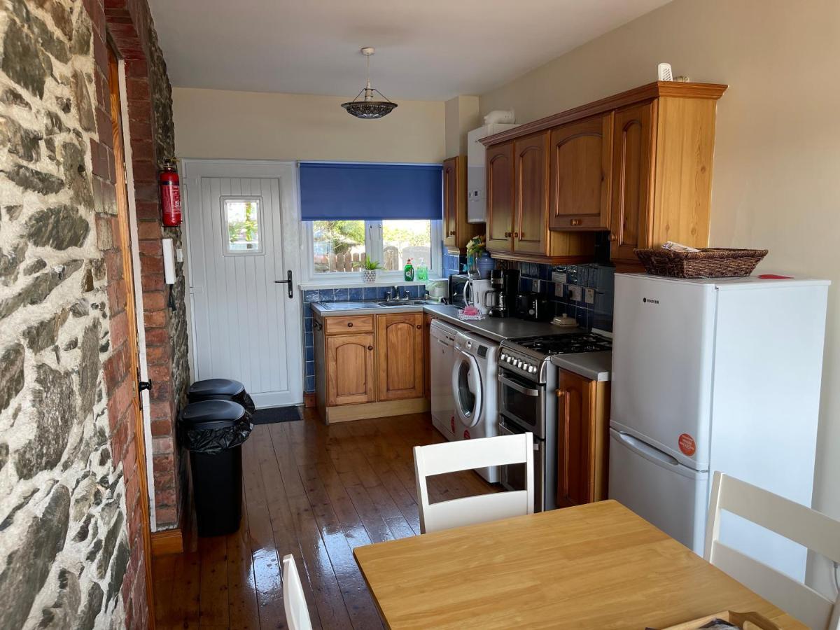 Lovely Apartment Overlooking The Harbour And Bay Ardglass Екстер'єр фото